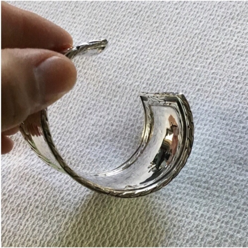 JOHN HARDY PALU WIDE CONCAVE HAMMERED CUFF BRACELET JH 925 STERLING SILVER - Picture 8 of 14